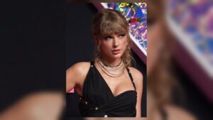 Licensed photo of Taylor Swift for Taylor Swift Biography